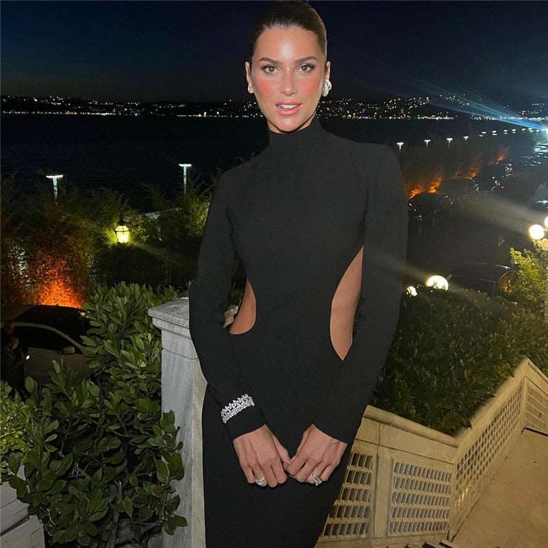 שמלת מקסי לנשים עם גב פתוח ובד נשפך – דגם בוניטה לערב סקסי ואלגנטי