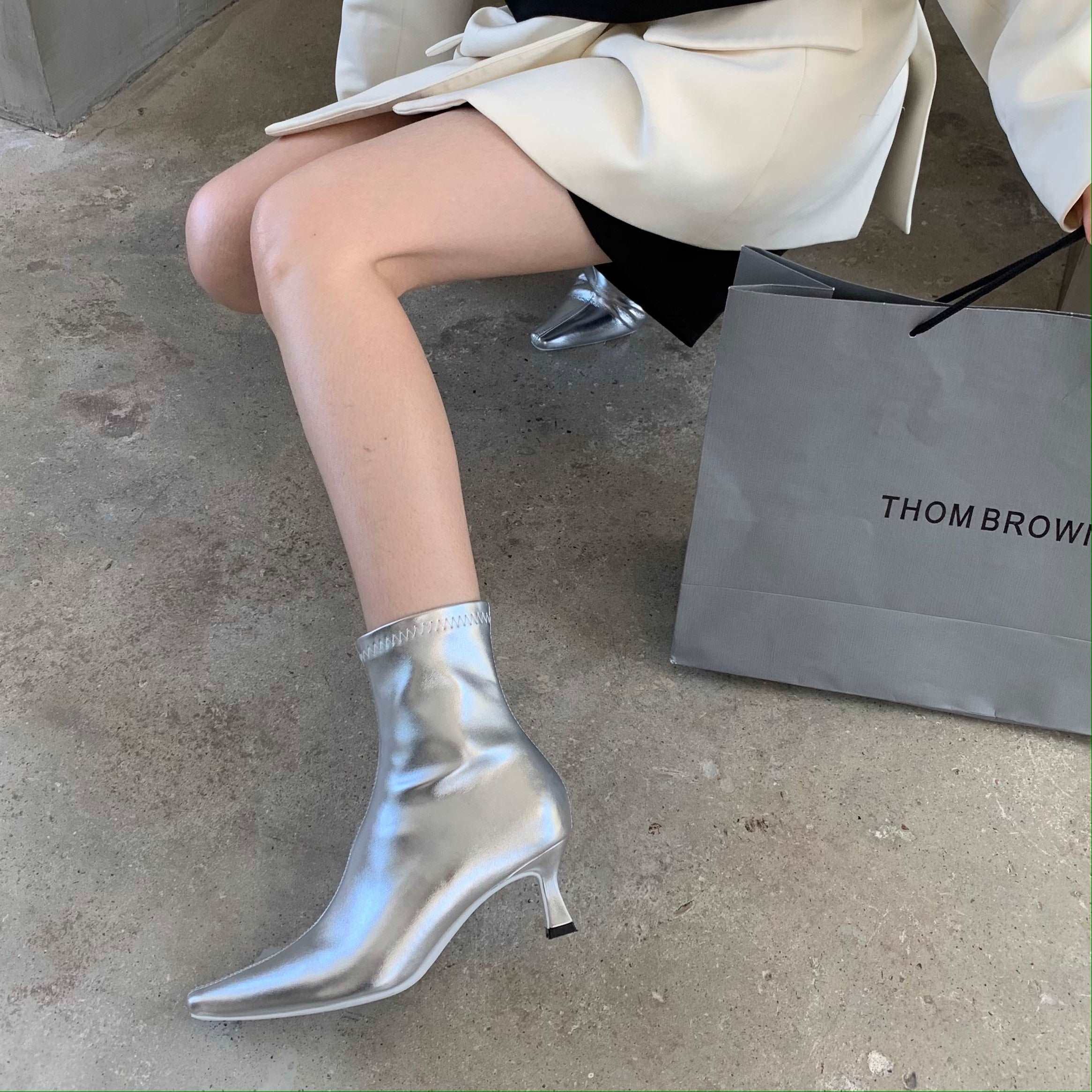 מגפון עקב מטאלי- סנדרה